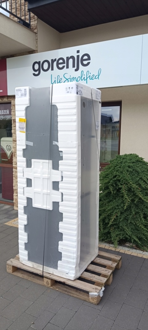 Lodówka SBS Gorenje NRS917E41BXWD Czarna NoFrost Inverter Głębokość 615mm