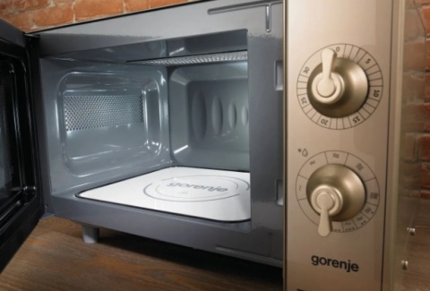 Zestaw Gorenje Retro BOS67372CLI + BM235CLI Kremowy