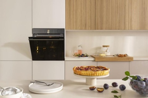 Piekarnik elektryczny Gorenje BPSA6138B 60cm 77l WiFi Timer Pyroliza Para