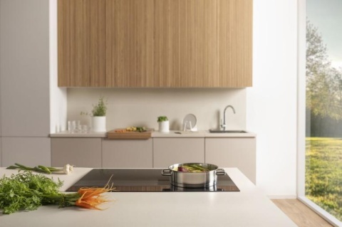 Płyta indukcyjna Gorenje GI8432BSCWF 4 pola grzewcze 9 poziomów mocy CZARNA